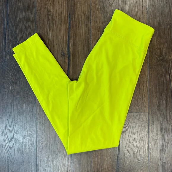 Koral high rise blackout legging SZ MED - Picture 2 of 6